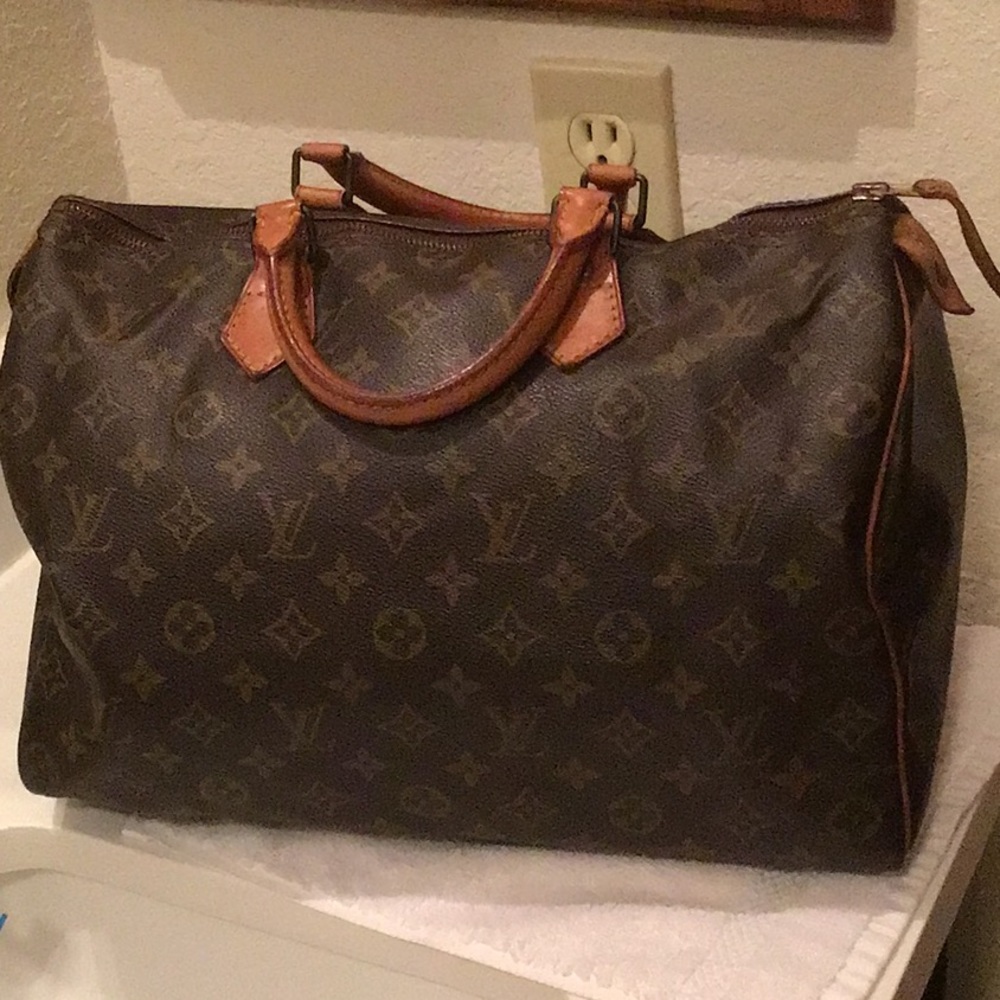 Louis Vuitton Speedy 35 Monogram